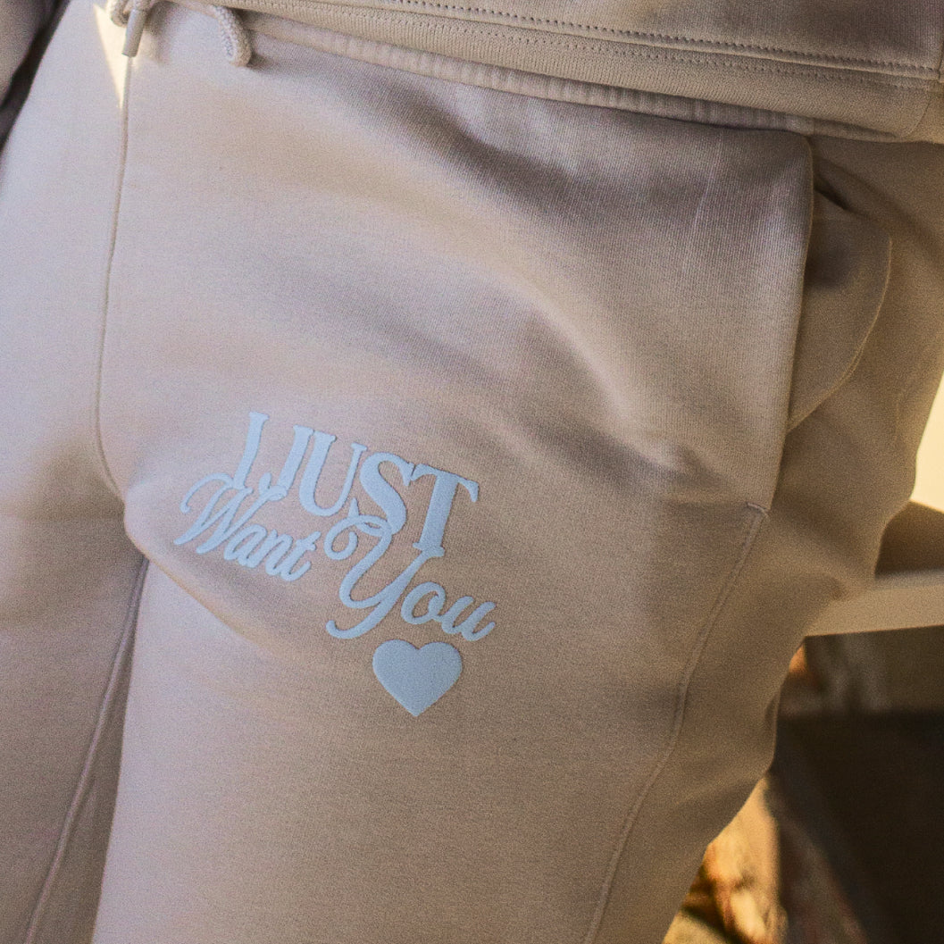 I Just Want You Bride Puff Print Sweatpants