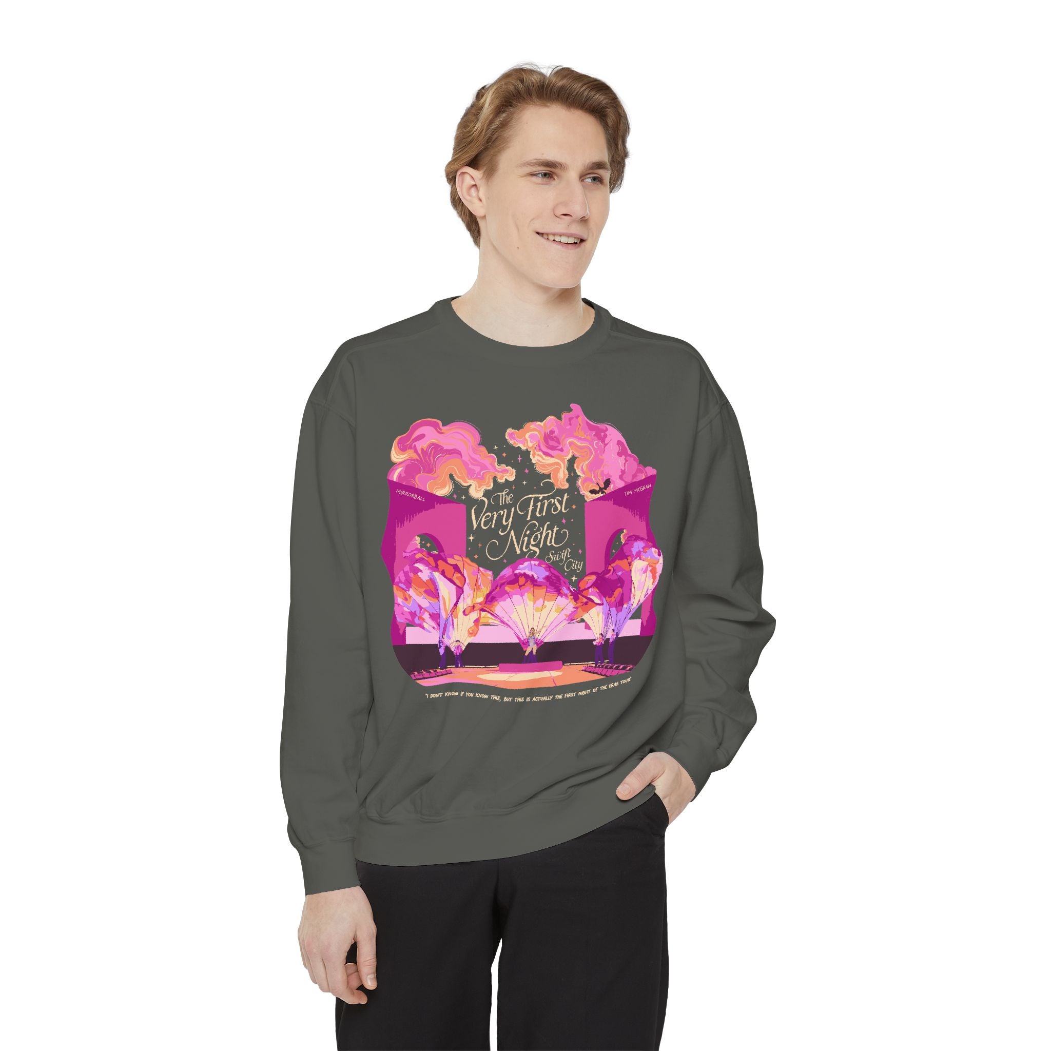 Night One Glendale, Eraszona Eras Crewneck