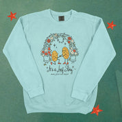It's a Loaf Story Lightweight Crewneck